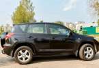 Toyota Rav4 чёрного цвета