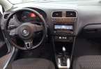 Volkswagen Polo: эл. пакет, клима, черно-серый салон
