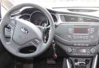 Kia Ceed: место водителя