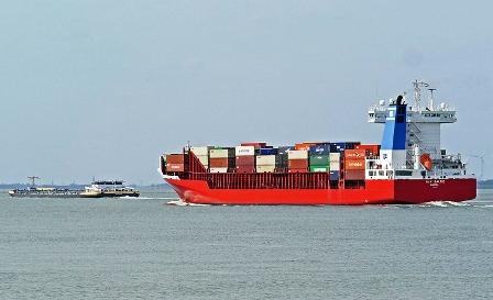 судно взять в операционный лизинг