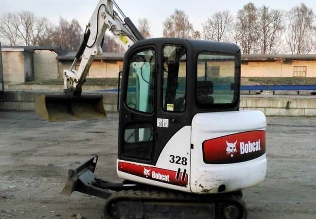 Мини-экскаватор Bobcat 328